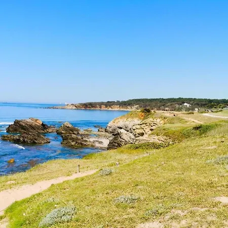 Apartment In France Near Scenic Views Διαμέρισμα *